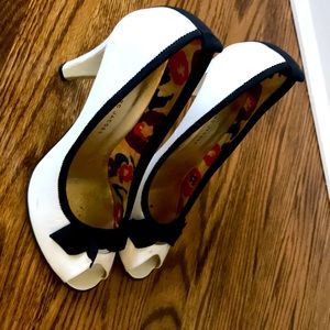 Marc Jacobs pumps